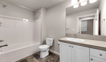 17126 SW Snowdale St 303, Beaverton, OR 97007
