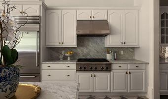 3154 E Addison Dr, Alpharetta, GA 30022