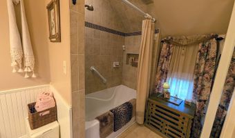 68948 Troublesome Creek Rd, Atlantic, IA 50022
