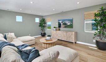 121 Dora Way, Oceanside, CA 92057