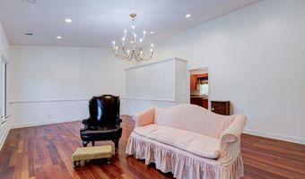 8 Cedar Pl, Camden, SC 29020