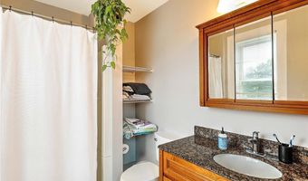 571 Spring St, Newport, RI 02840