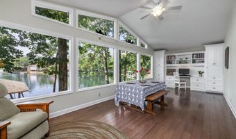 1 Escondite Ln, Hot Springs, AR 71909