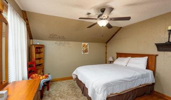 498 Big Horn Rd, McAlester, OK 74501