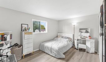 5044 Albany Dr, Columbus, OH 43232