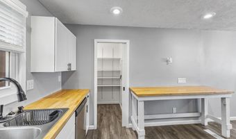 340 W Turner St, Bloomfield, IN 47424