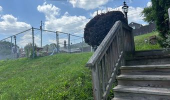 2114 14th Ave, Altoona, PA 16601