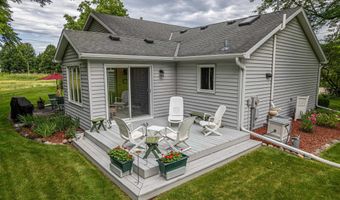7549 W Village Crest Dr, Madison, WI 53719