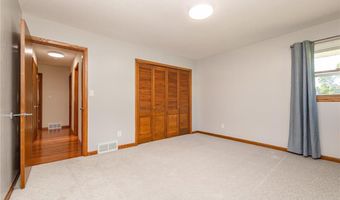 603 Runestone Dr, Alexandria, MN 56308