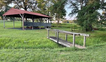 200 BB Rd, Arthurdale, WV 26520