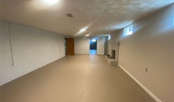 456 Sunset View Dr, Akron, OH 44320
