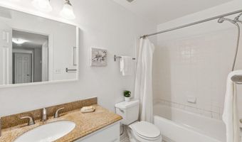 6728 OFFUTT Ln 200A, Bethesda, MD 20815