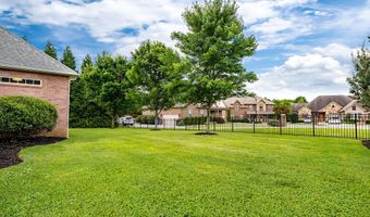 203 Heighton Ct, Alcoa, TN 37701
