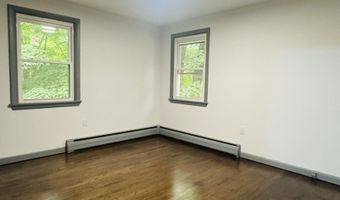 6 Elaine St, Bozrah, CT 06334
