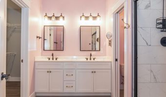 902 Stonehenge Dr, Bedford, IN 47421