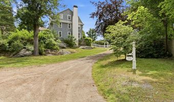 852 Hale St, Beverly, MA 01915
