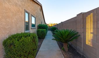 453 W LANTANA Pl, Chandler, AZ 85248
