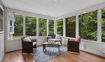 21 Nathaniel Dr, Amherst, NH 03031