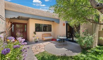 2740 TRAMWAY Cir NE, Albuquerque, NM 87122