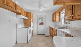 611 Fairmont St, Albertville, AL 35950
