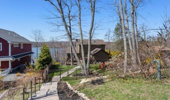 1046 Lakeside Dr E, Alloway, NJ 07422