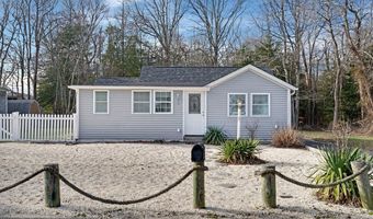 300 Hurley Ave, Bayville, NJ 08721