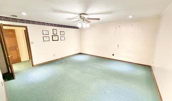 105 N Hickory St, Aberdeen, MS 39730