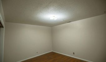 711 E Chubb St, Algona, IA 50511