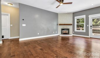 48 Asher Ln, Arden, NC 28704