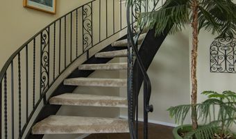 13207 Pinehurst Ave NE, Albuquerque, NM 87111
