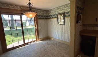 911 Pine St, Atlantic, IA 50022