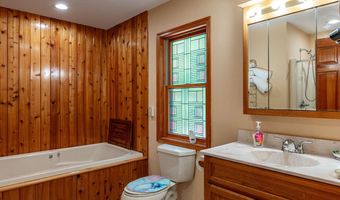 154 Bishop Cir, Albrightsville, PA 18210