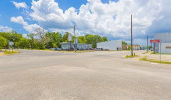 112 E Main St, Andrews, SC 29510