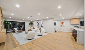 5157 Woodley Ave, Encino, CA 91436