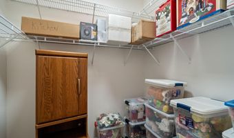 6 MOUNTAIN STREAM Ct, Barnegat, NJ 08005