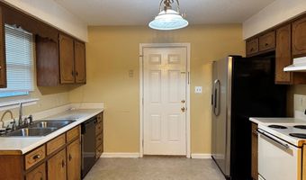 621 AZTEC Ln, Albany, GA 31707