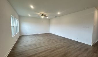 190 Peeps Ct, Adkins, TX 78101