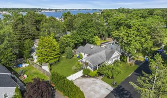 109 Capstan Ave, Beachwood, NJ 08722