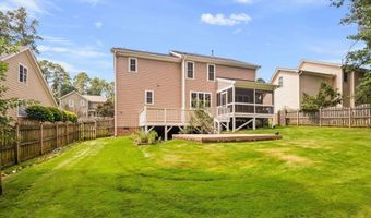 1212 Applethorn Dr, Apex, NC 27502