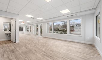 451 Essex St, Beverly, MA 01915