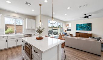 918 Bergenia St, Vacaville, CA 95687