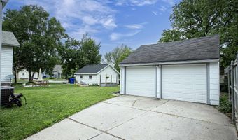 318 N OUTAGAMIE St, Appleton, WI 54914