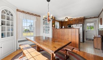 10 Hilltop Rd, East Lyme, CT 06357