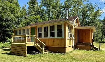 107 6th, Beaver, WV 25813