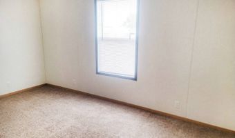 800 E 18th St 108, Albert Lea, MN 56007