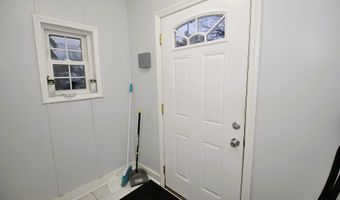 83 Osborne Rd, Albany, NY 12205