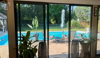 100 S Shore Dr, Dover, DE 19901