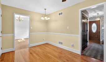 520 ERICKSON Ave, Hockessin, DE 19707