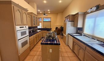 1113 Skyline Dr, Elephant Butte, NM 87935