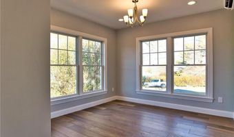 24 Seaspray Way, Little Compton, RI 02837